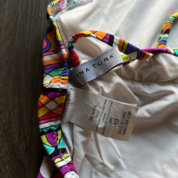 One Piece Swim Suit 2 for 1 - Picture 5 of 6